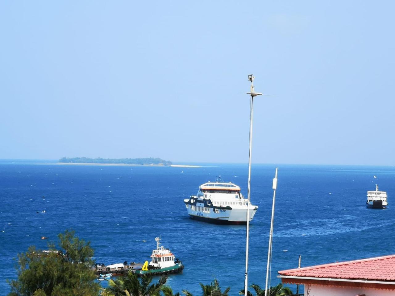 بيت شباب Bottoms Up Zanzibar المظهر الخارجي الصورة
